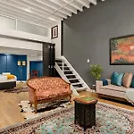 102 Wolroy House